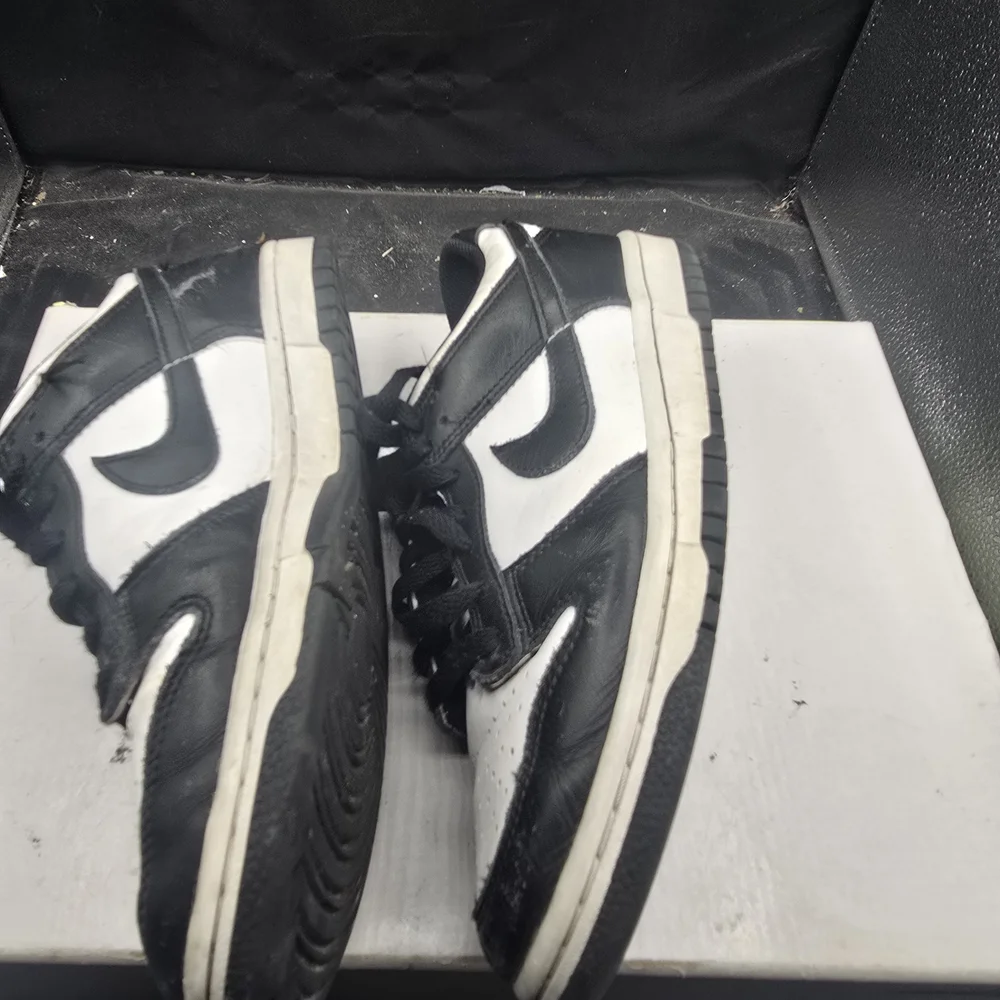 Nike‎ Black and White Men's Sneakers